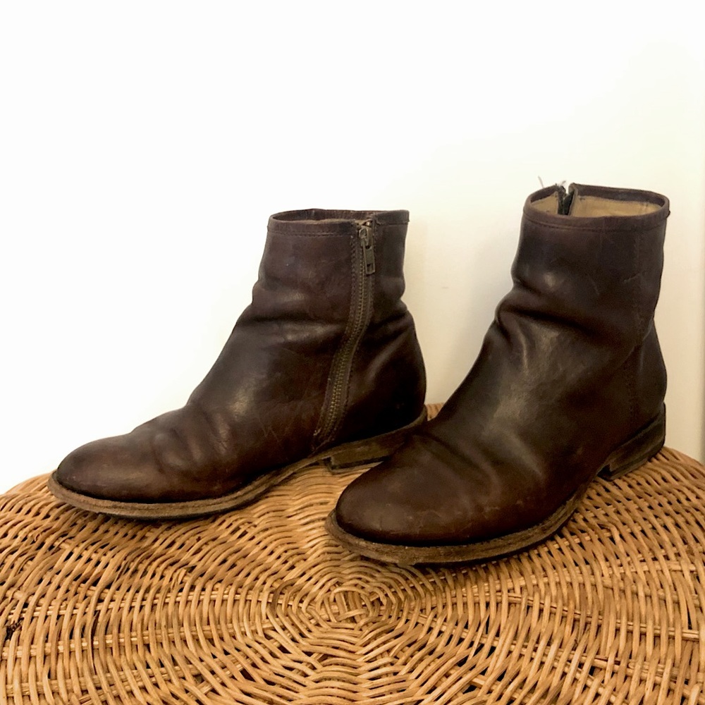 FRYE brown leather ankle boots